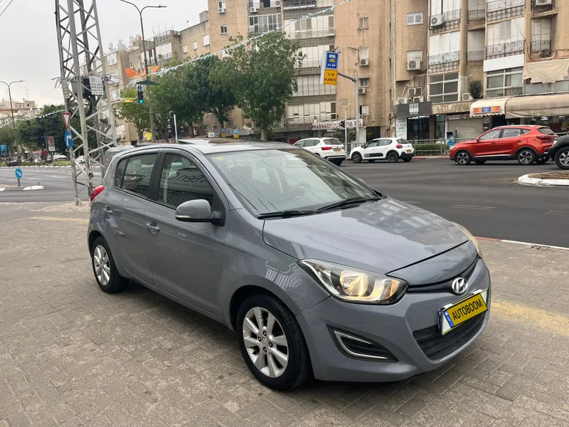 יונדאי i20 יד 2 רכב, 2014