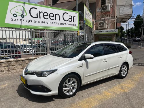 Toyota Auris 2nd hand, 2018