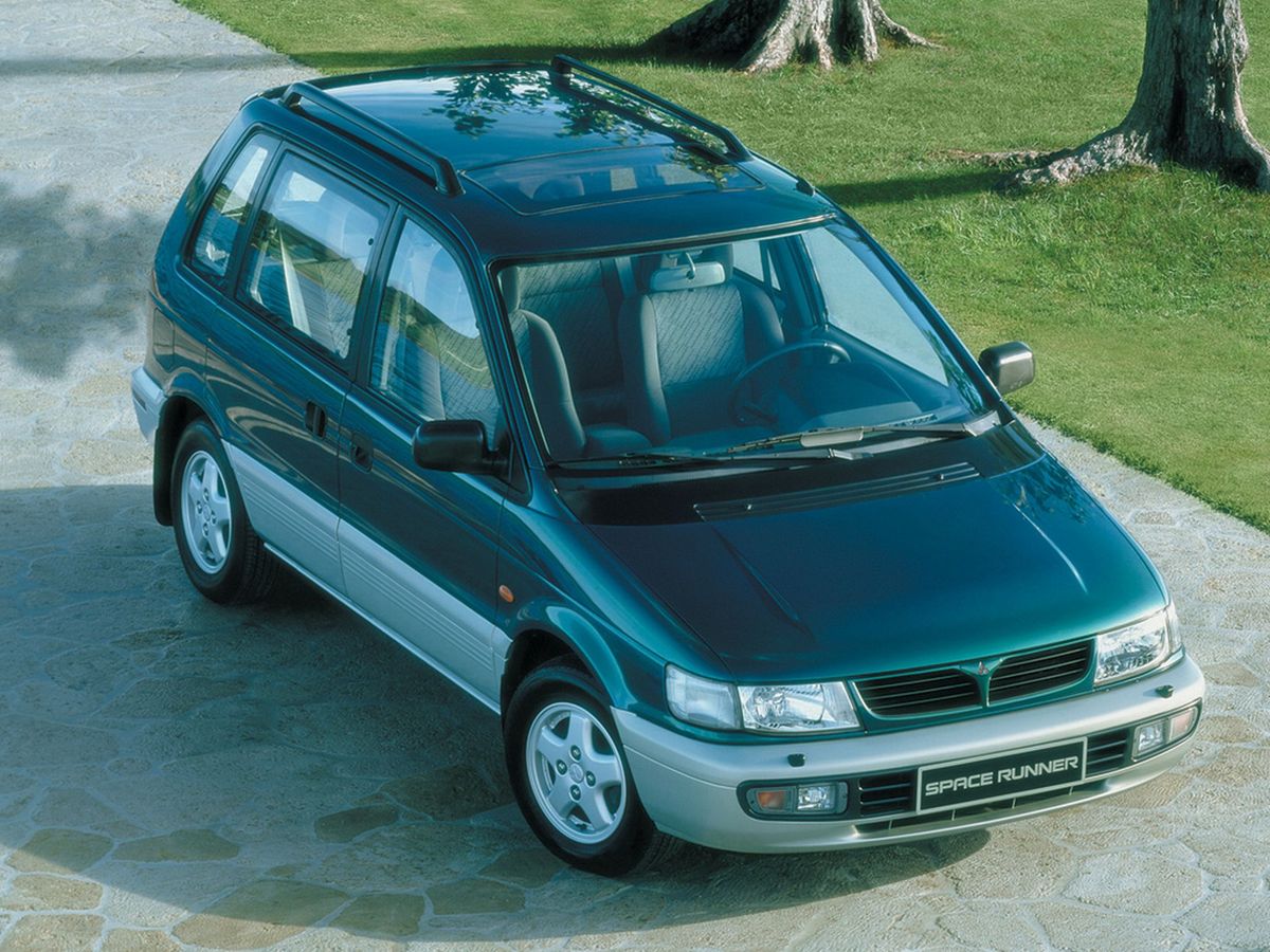 Mitsubishi Space Runner 1991. Carrosserie, extérieur. Compact Van, 1 génération