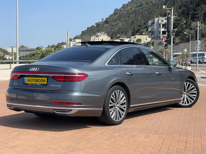 אאודי A8 יד 2 רכב, 2019, פרטי