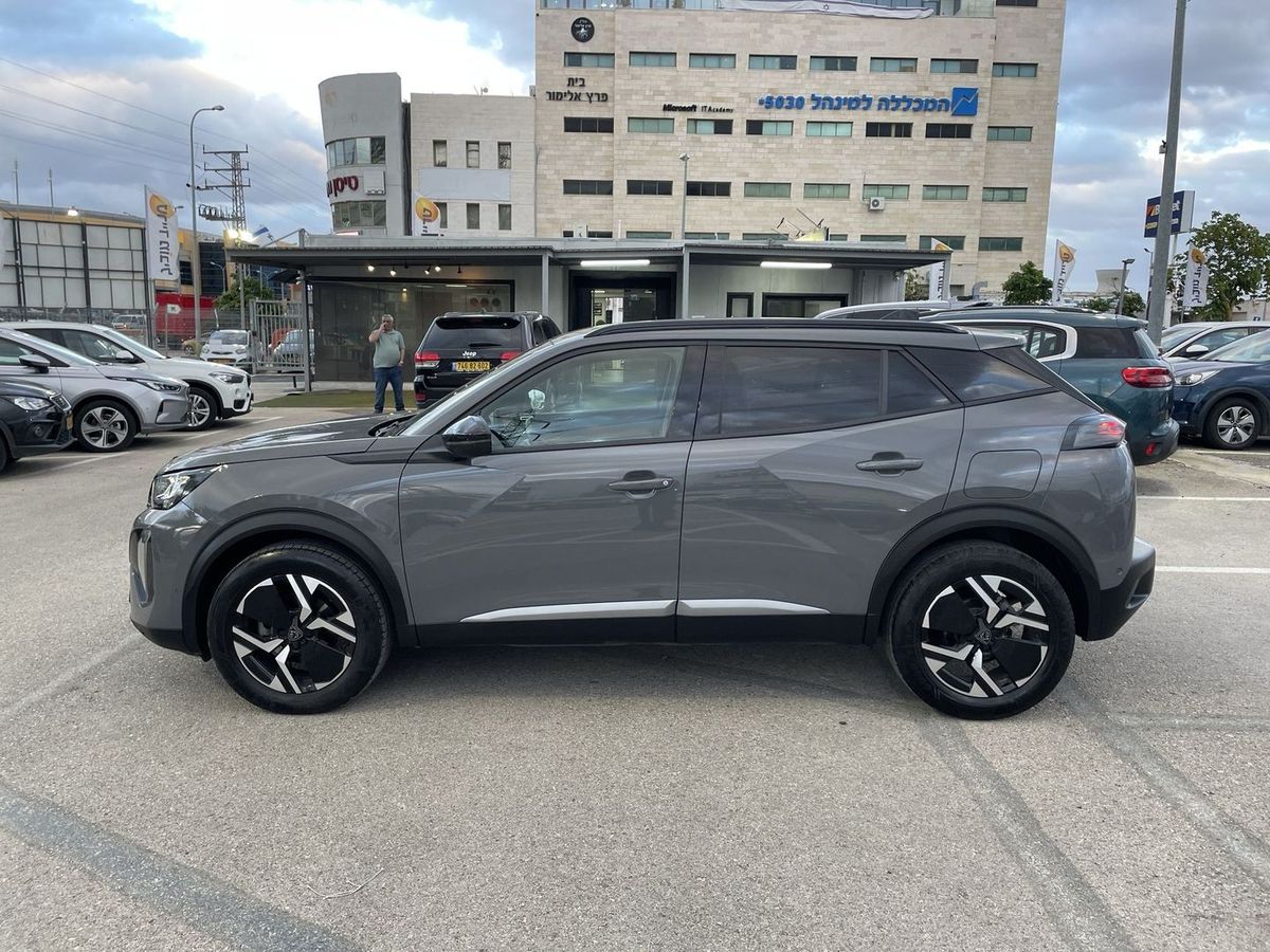 Peugeot 2008 с пробегом, 2024, частная рука