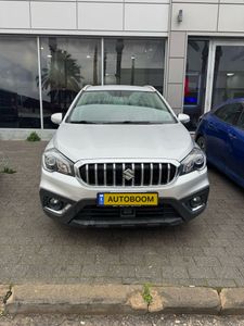 Suzuki SX4, 2022, photo