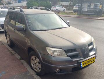 Mitsubishi Outlander 2nd hand, 2008, private hand