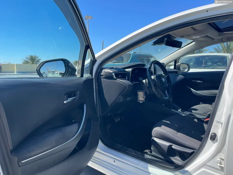 Toyota Corolla 2nd hand, 2020, private