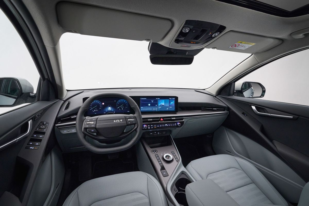 Kia Niro. Передние сидения.
