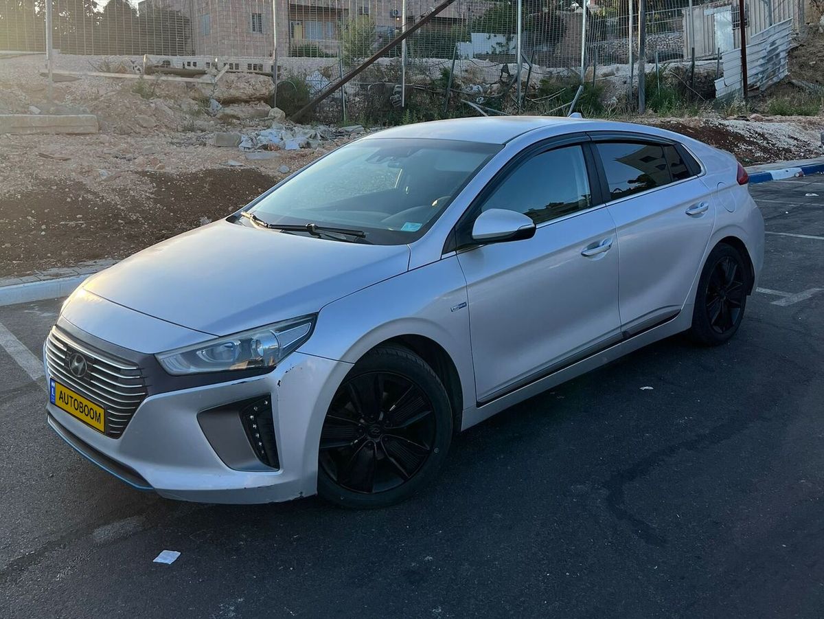 Hyundai IONIQ 2nd hand, 2017, private hand