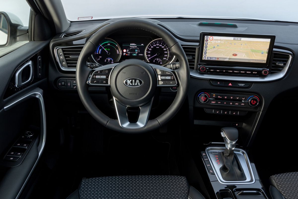 Kia XCeed 2019. Dashboard. SUV 5-doors, 1 generation