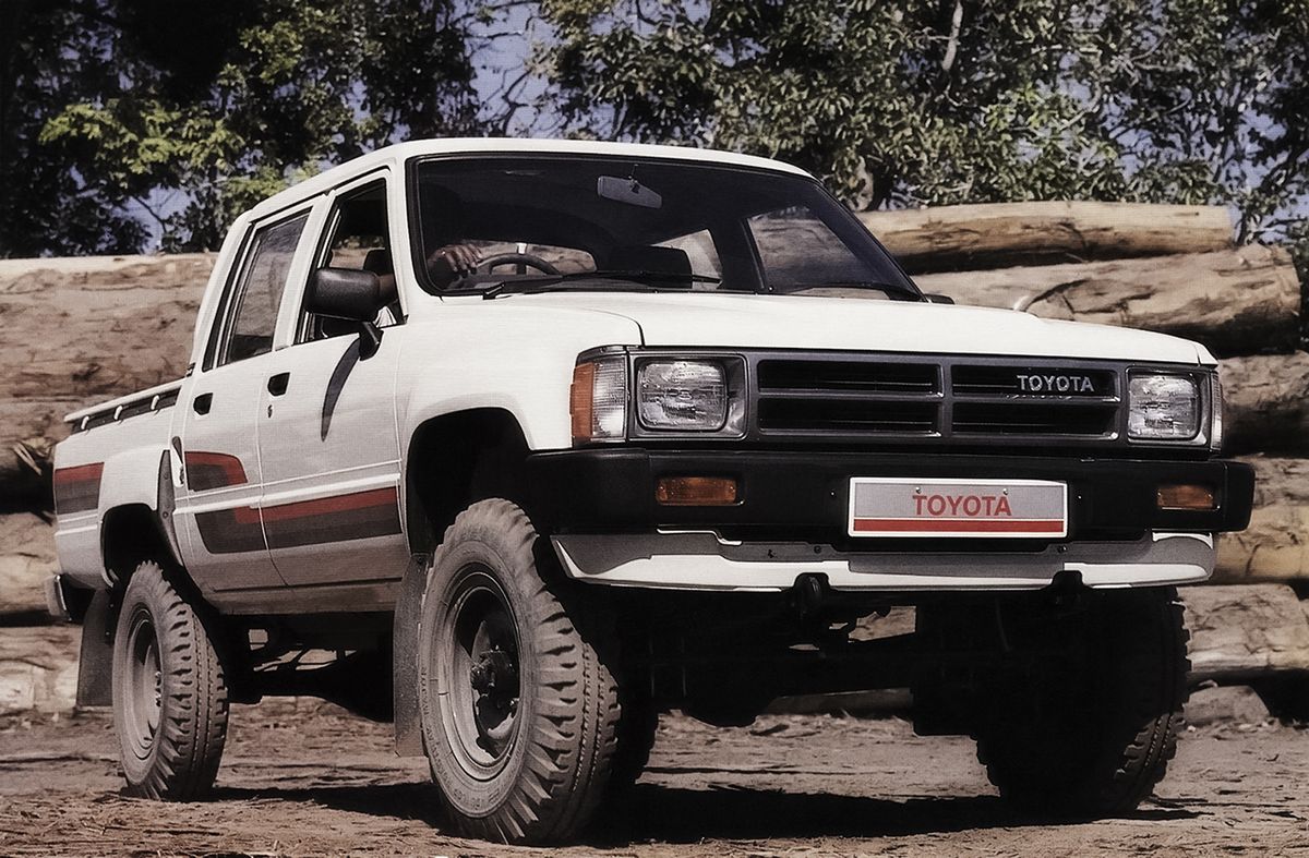 Toyota Hilux 1983. Carrosserie, extérieur. 2 pick-up, 4 génération