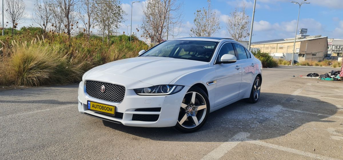 Jaguar XE 2ème main, 2016, main privée