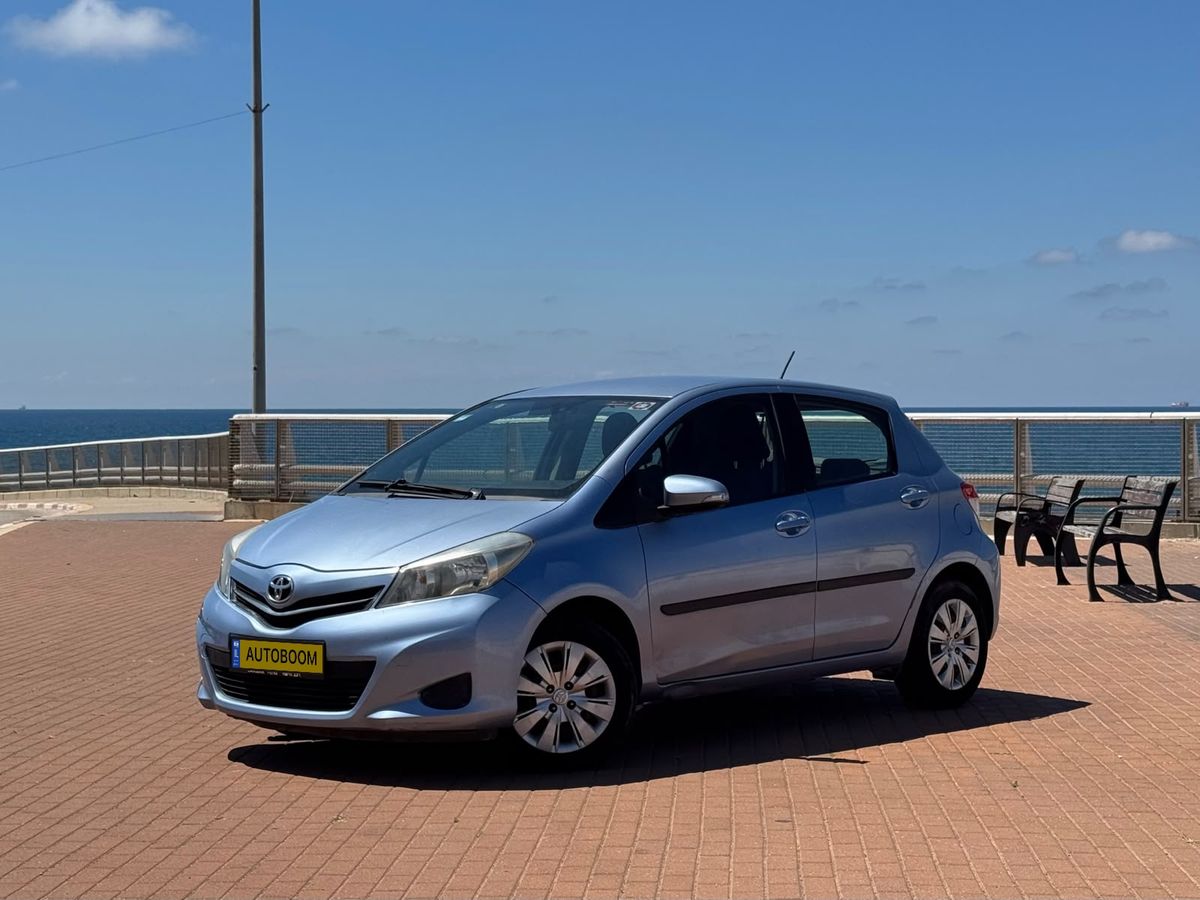 Toyota Yaris 2ème main, 2012, privée
