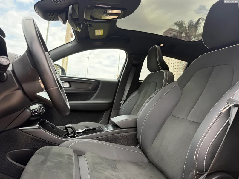 Volvo C40 Recharge 2nd hand, 2023, private
