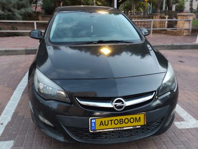 Opel Astra 2ème main, 2014, main privée