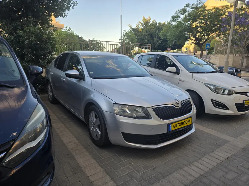 סקודה אוקטביה יד 2 רכב, 2017, פרטי