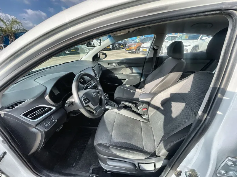 Hyundai Accent 2nd hand, 2022