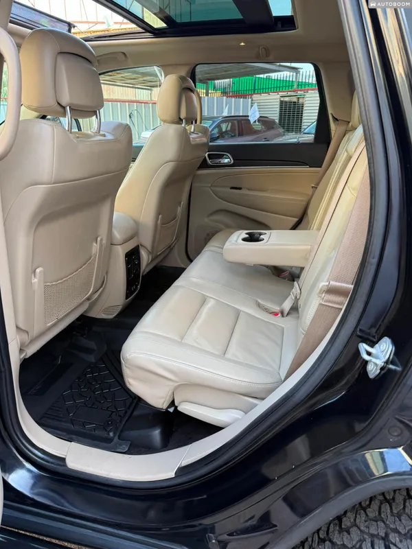 Jeep Grand Cherokee 2nd hand, 2017, private