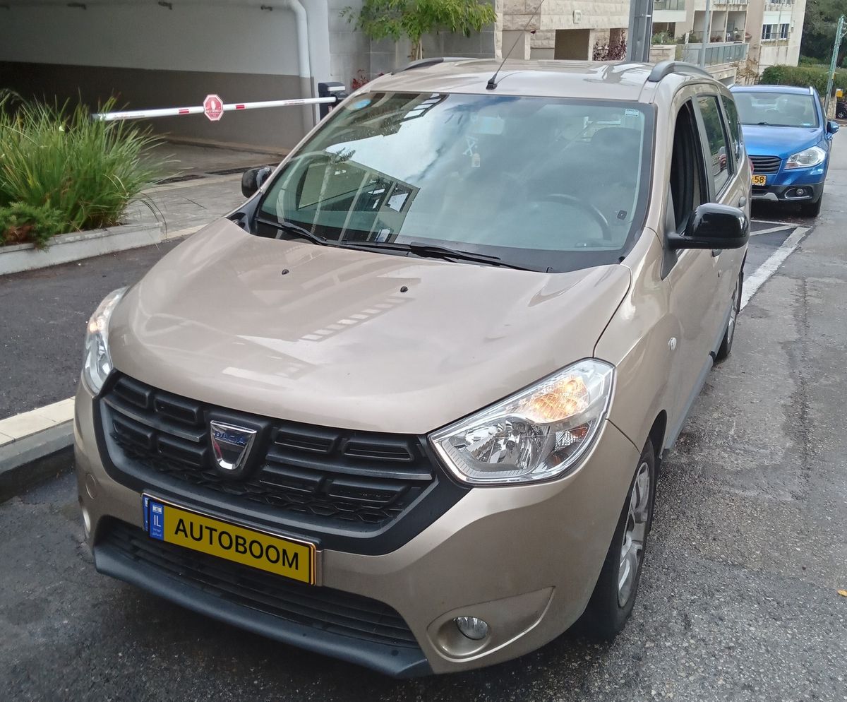 Dacia Lodgy 2ème main, 2020, main privée