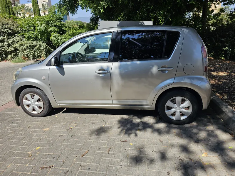 Daihatsu Sirion 2nd hand, 2009, private hand