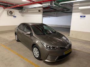 Toyota Corolla, 2018, фото
