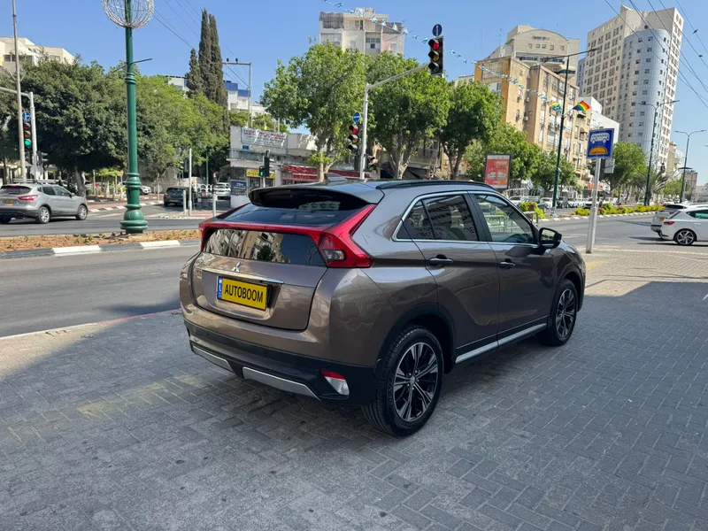 Mitsubishi Eclipse Cross 2nd hand, 2021, private hand