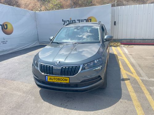 Škoda Karoq, 2021, photo