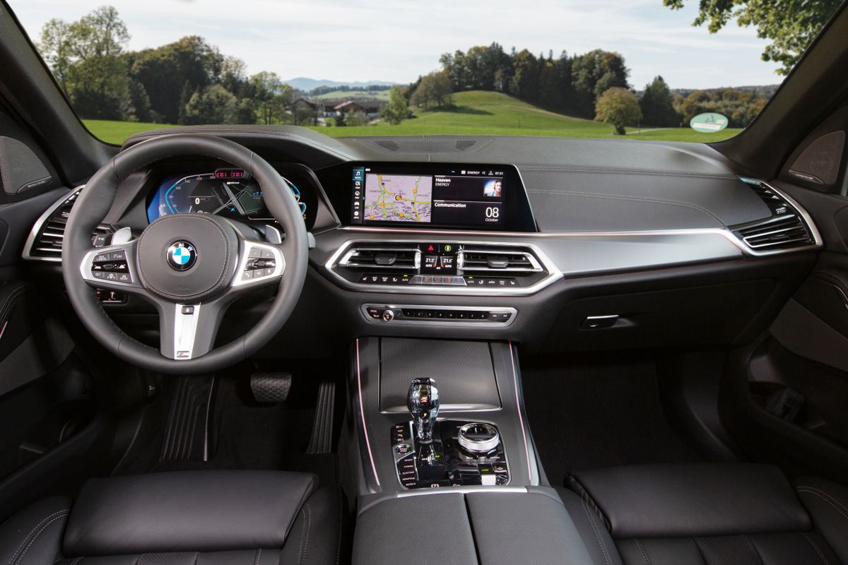 BMW X5 2018. Tableau de bord. VUS 5-portes, 4 génération