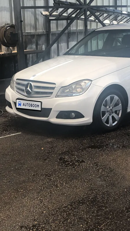 Mercedes C-Class 2nd hand, 2013, private hand