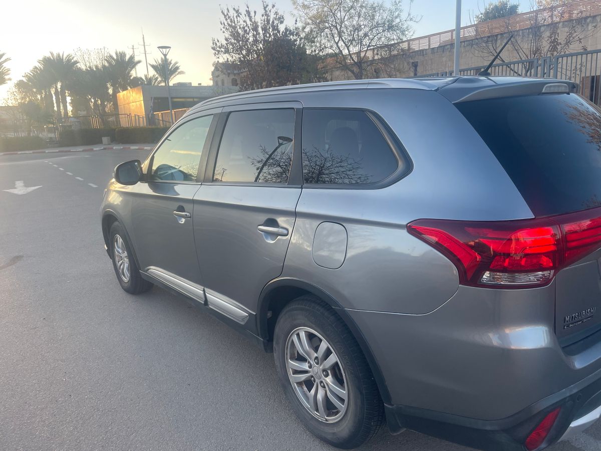Mitsubishi Outlander 2ème main, 2016, main privée