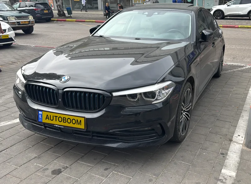 ב.מ.וו סדרה 5 יד 2 רכב, 2019, פרטי