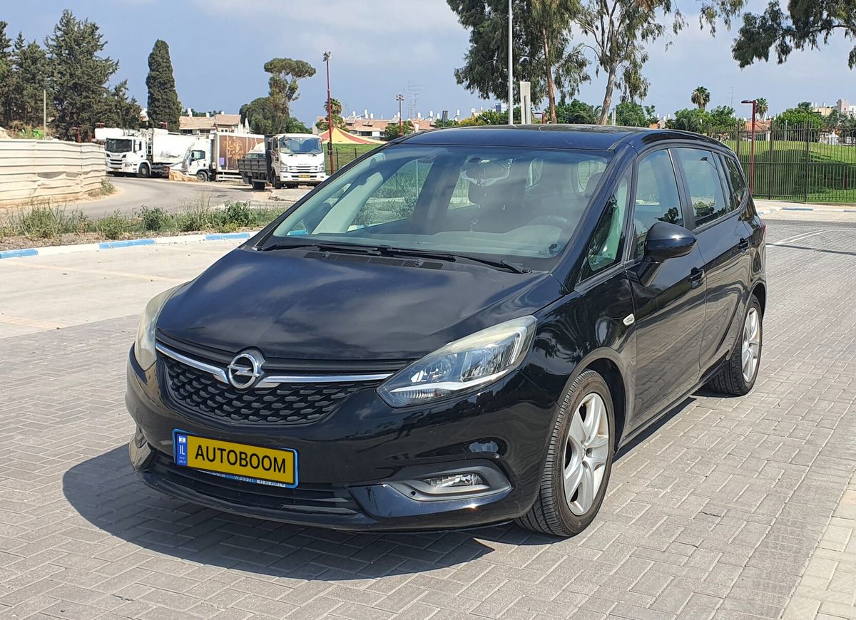 Opel Zafira 2ème main, 2017, main privée