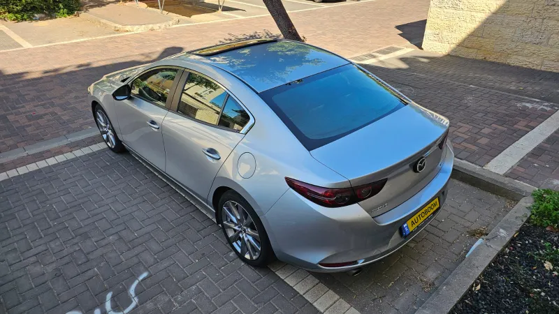 Mazda 3 2nd hand, 2020, private hand