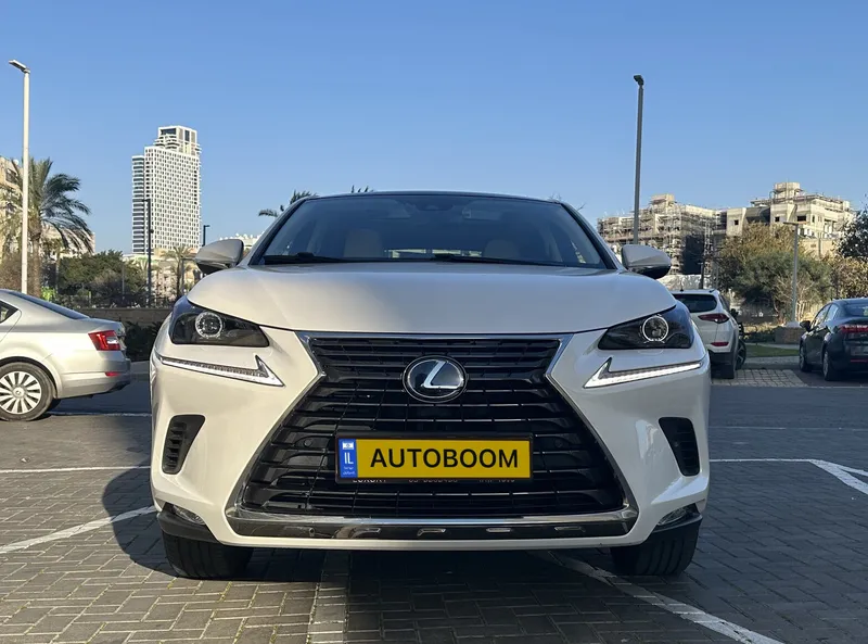 לקסוס NX יד 2 רכב, 2020, פרטי