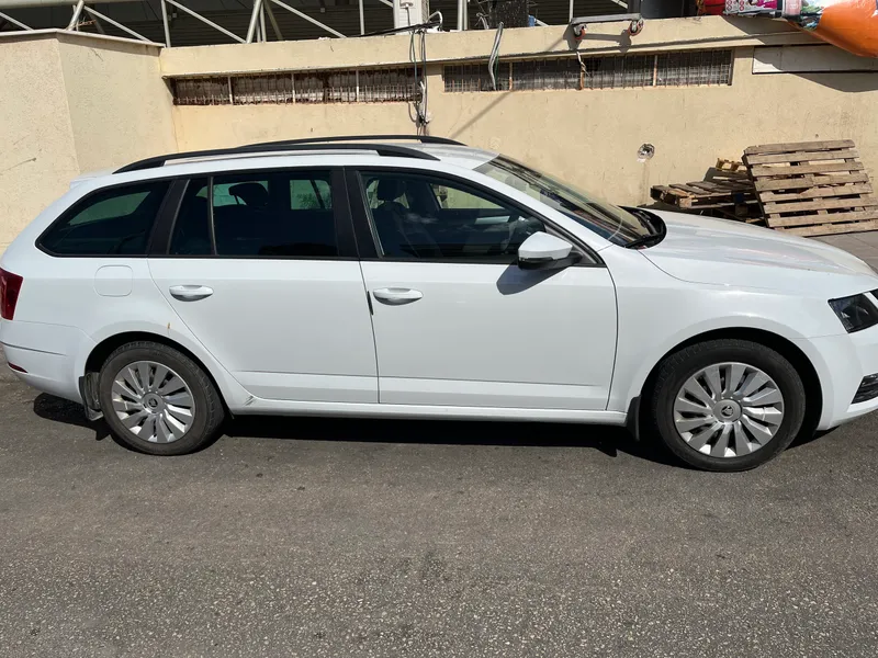 Škoda Octavia 2ème main, 2017, main privée
