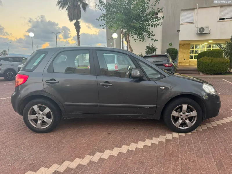 סוזוקי SX4 יד 2 רכב, 2010, פרטי