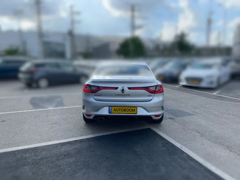 רנו מגאן יד 2 רכב, 2018