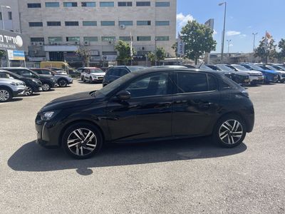 Peugeot 208 с пробегом, 2022