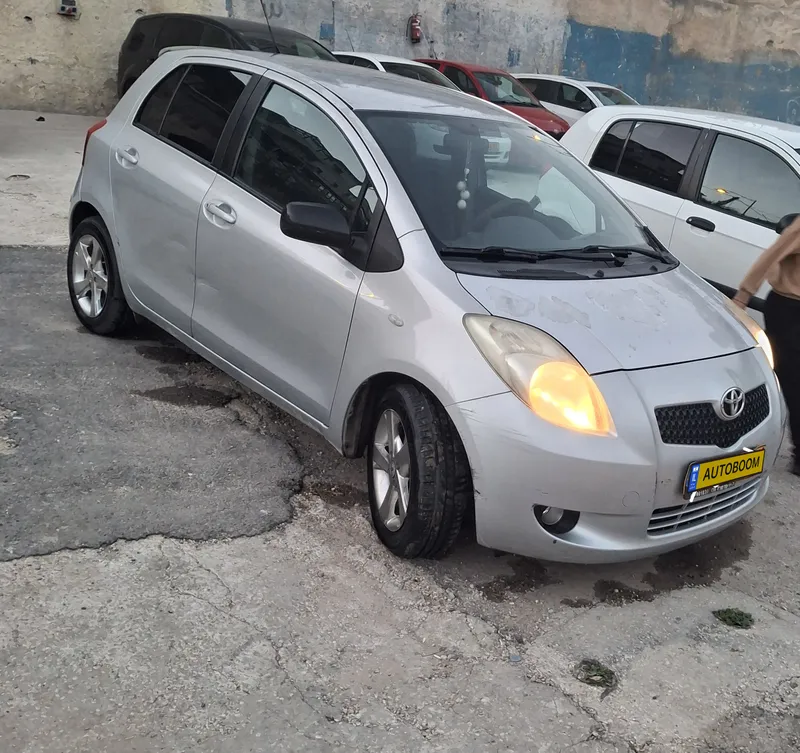Toyota Yaris 2nd hand, 2007, private