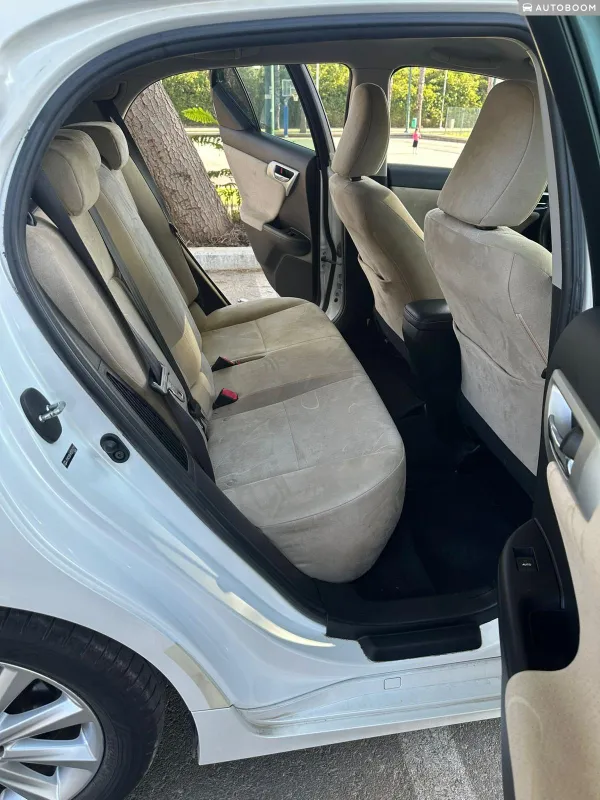 Lexus CT 2nd hand, 2011, private