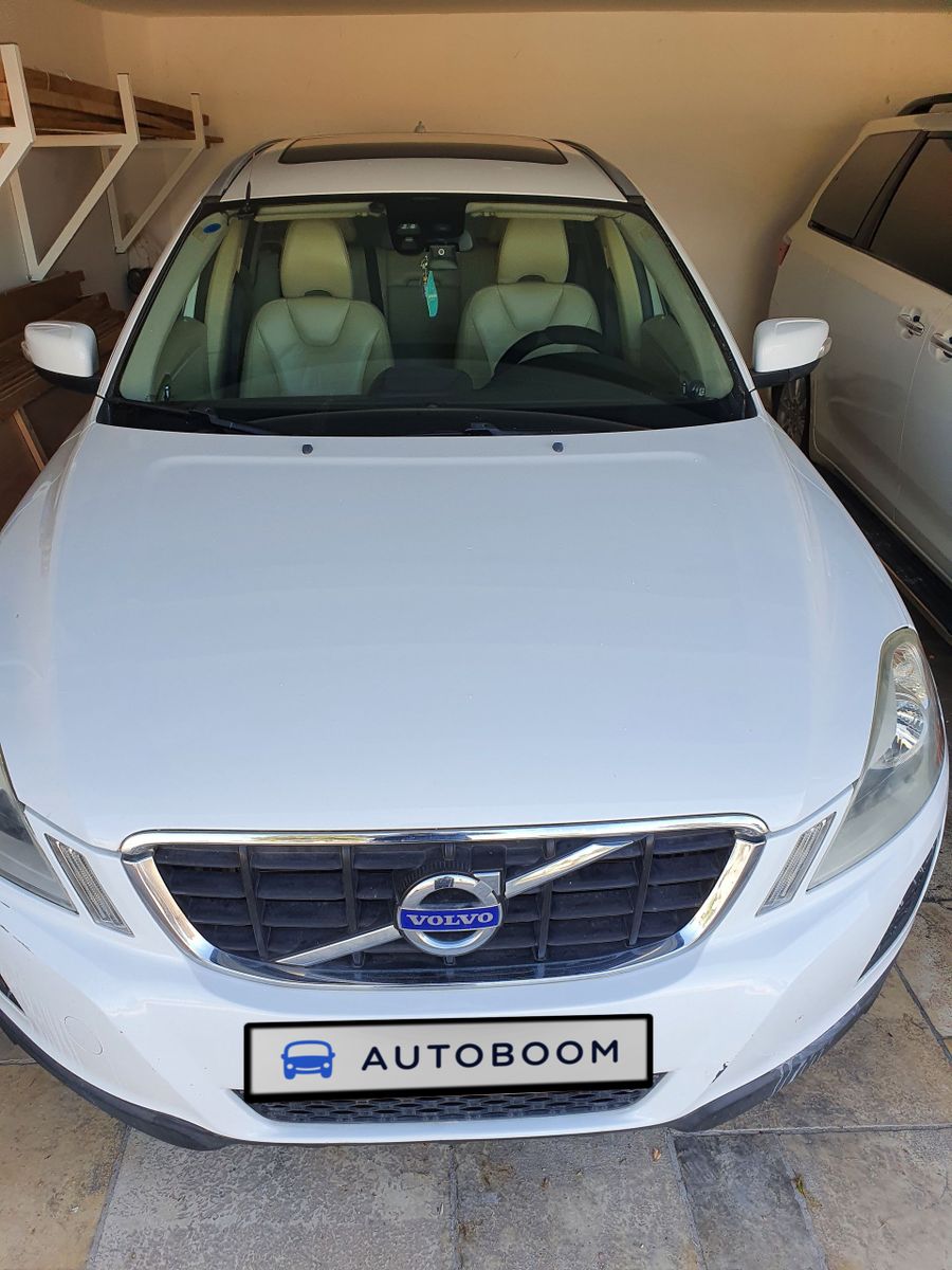 Volvo XC60 2nd hand, 2011, private hand