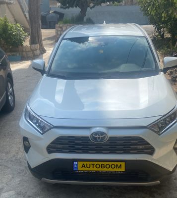 Toyota RAV4 2nd hand, 2020, private hand