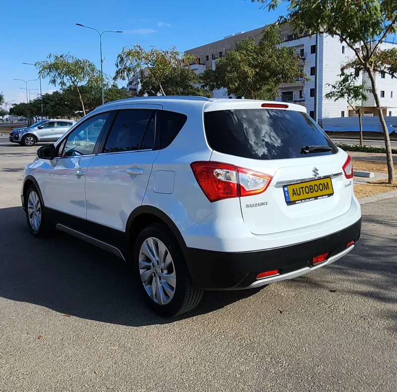 Suzuki Crossover с пробегом, 2021
