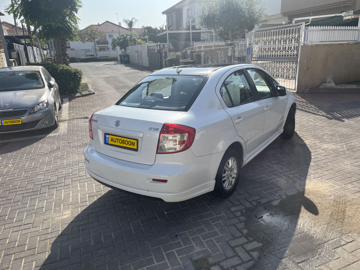 סוזוקי SX4 יד 2 רכב, 2013, פרטי