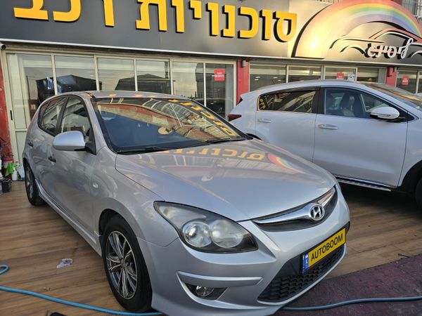 Hyundai i30 с пробегом, 2011