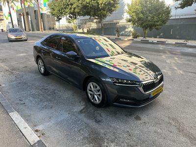 Skoda Octavia с пробегом, 2021, частная рука