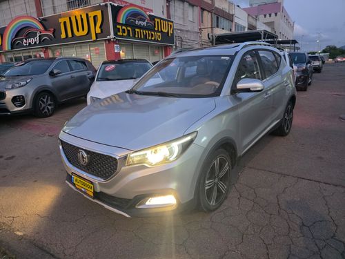 MG ZS, 2019, photo