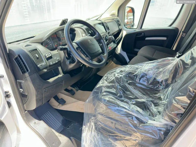 Peugeot Boxer 2nd hand, 2022, private
