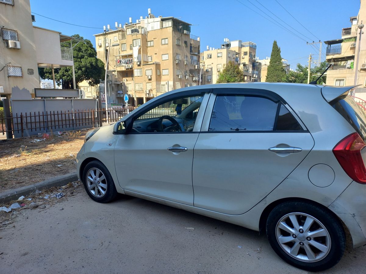 Kia Picanto 2nd hand, 2015, private hand