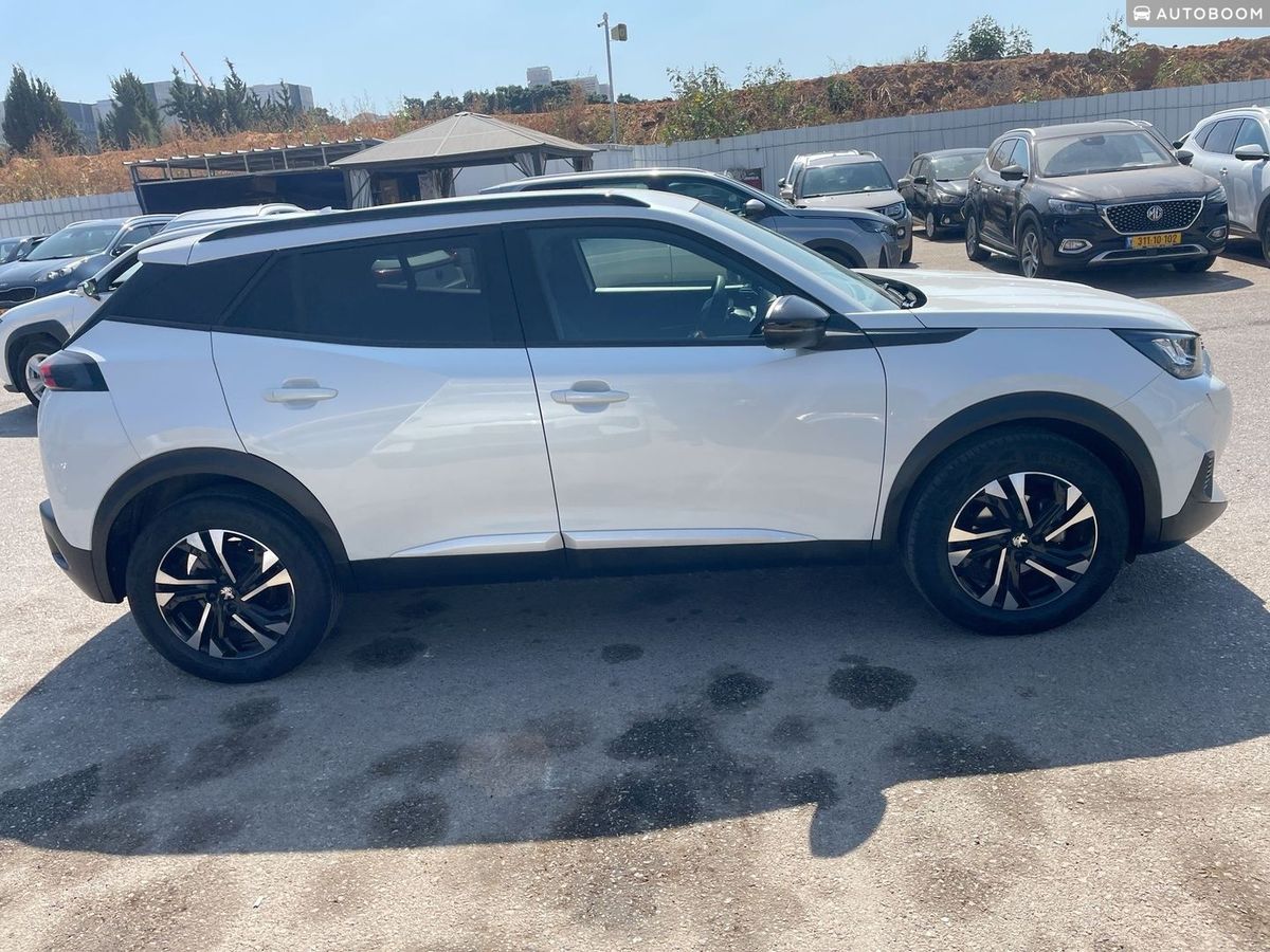 Peugeot 2008 2nd hand, 2023, private