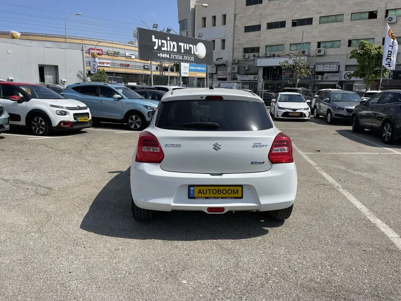Suzuki Swift 2nd hand, 2021, private hand