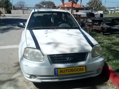 Hyundai Accent 2ème main, 2006, main privée