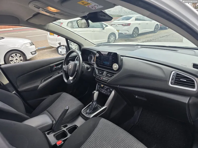 Suzuki S-Cross 2nd hand, 2022, private